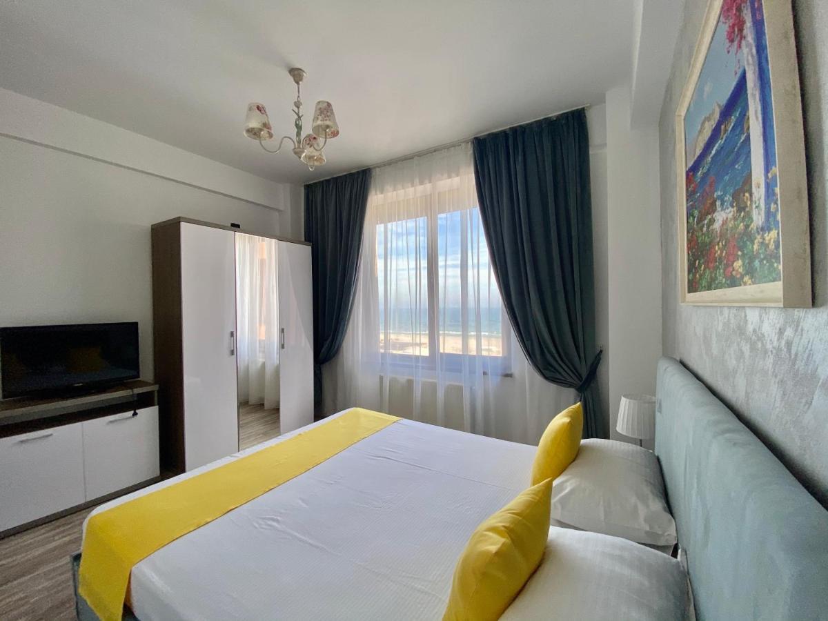 Summerland Mamaia